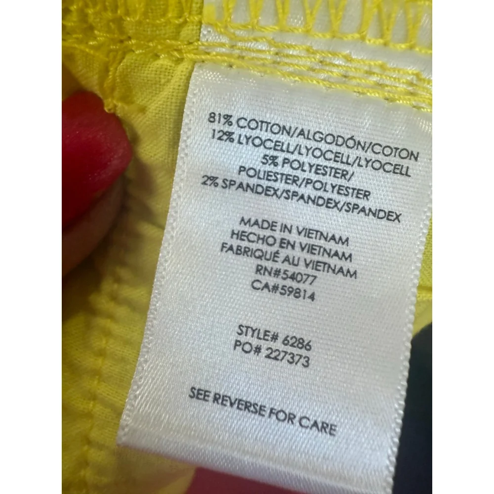 Women's Cabi Kick Flare Jeans Size 8 Yellow